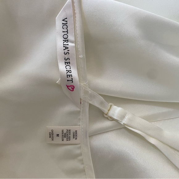 Victoria's Secret Cream Satin wedding nightgown - Picture 6 of 6